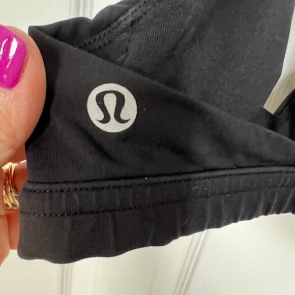 Lululemon Sports Bra Black - Picture 3 of 4